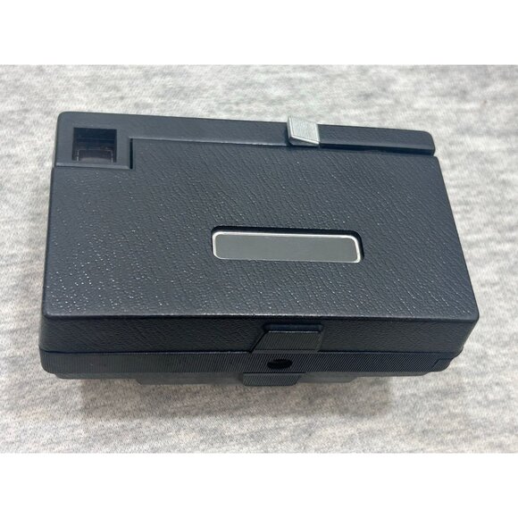 Kodak Instamatic X-30  Camera Black f11/43mm Lens  1971 - Picture 6 of 10